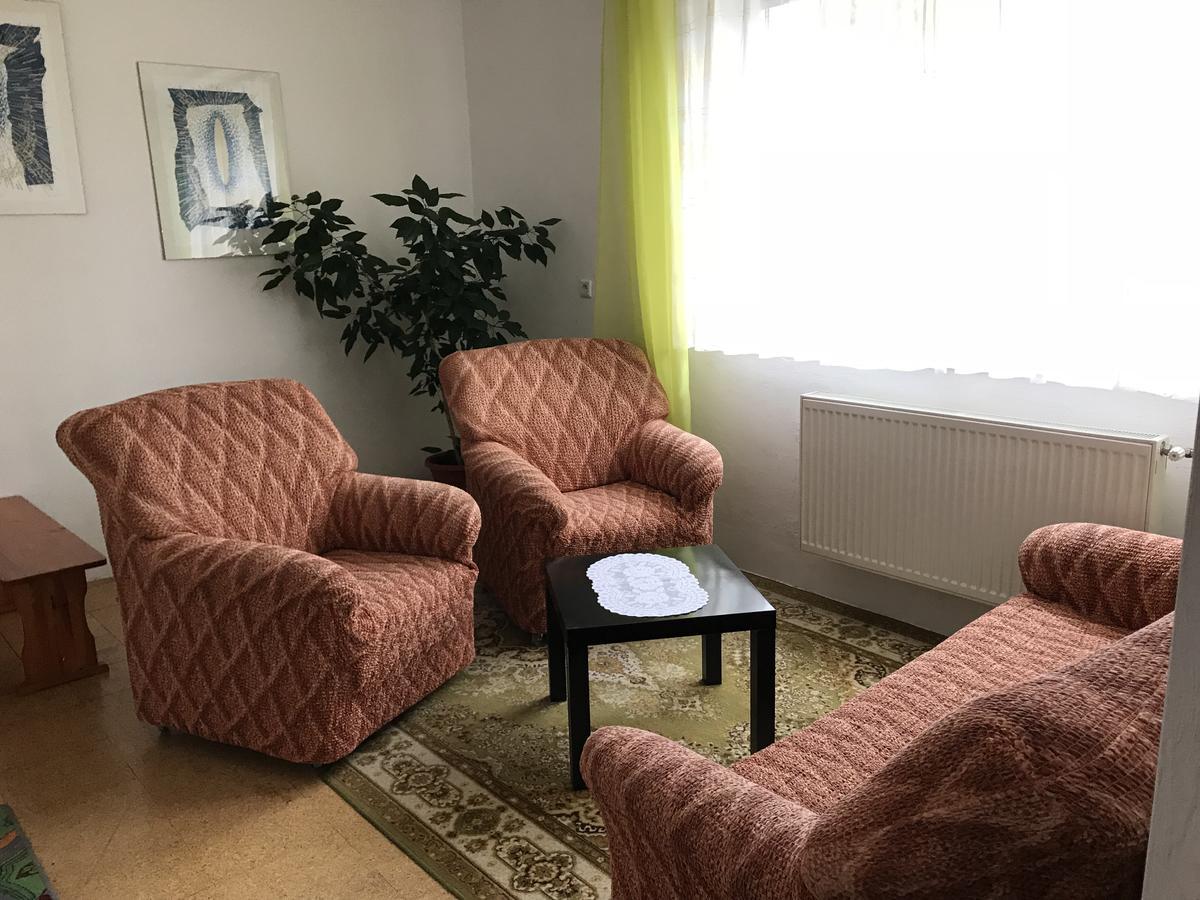 Sunnystreet Guesthouse Stara Lesna Exterior photo