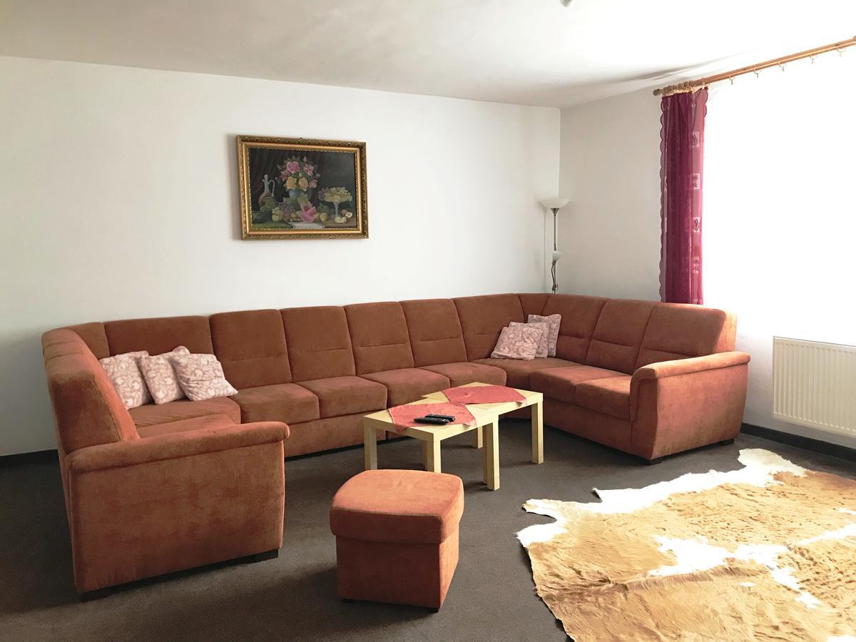 Sunnystreet Guesthouse Stara Lesna Exterior photo